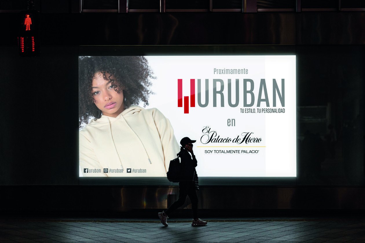 Espectacular publicitario instalado para una marca de moda